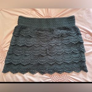 Black ruffle lace skirt size medium